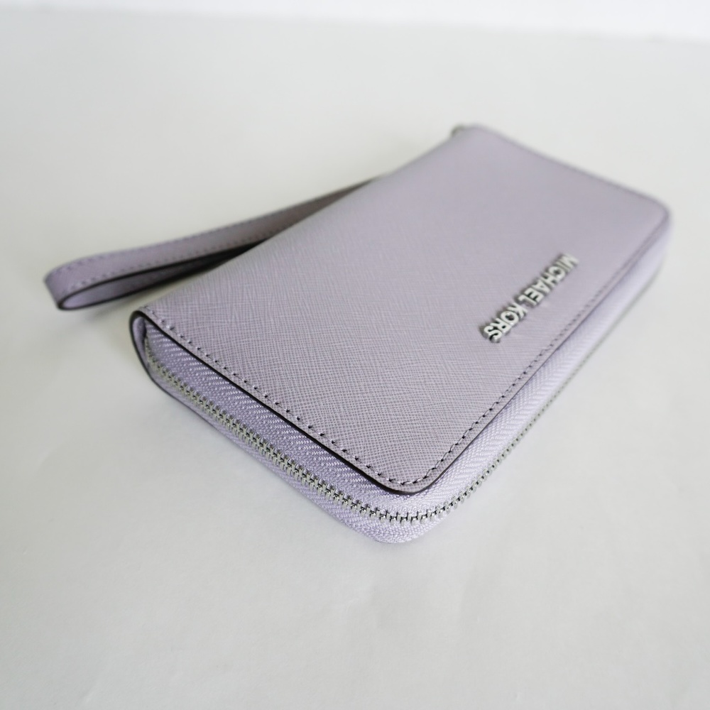 Michael Kors Jet Set LG Phone Case Wristlet Lilac - Picture 3 of 8